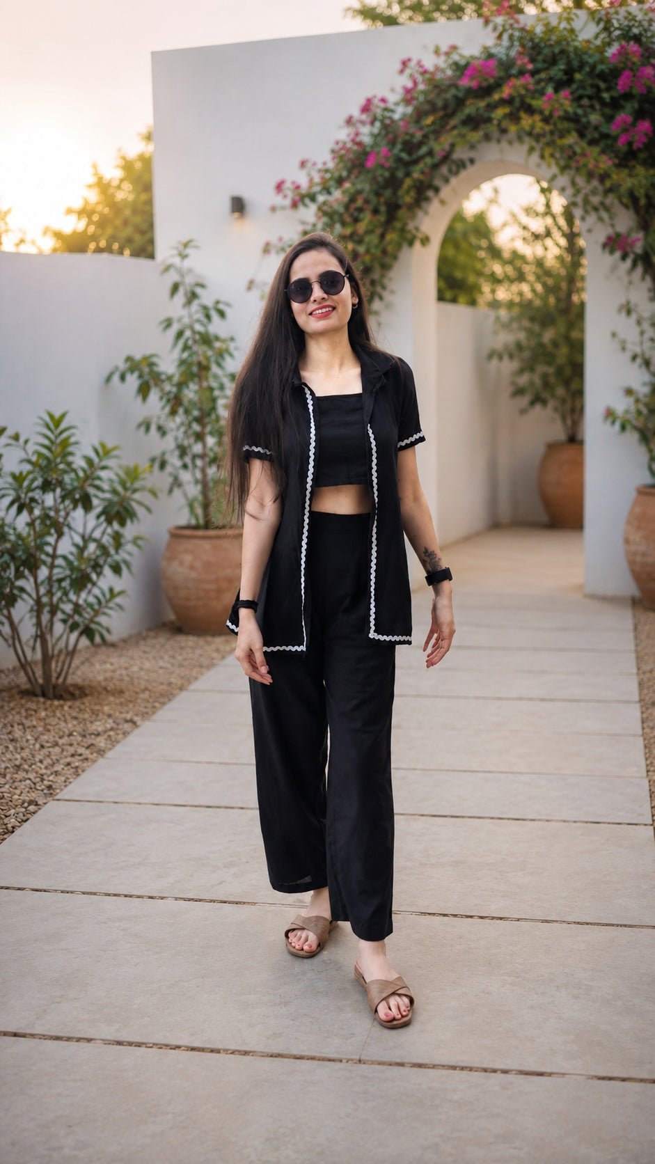 Chic Black 3-Piece Co-ord Set with Inner Crop Top & Scalloped Trim - Achyutara