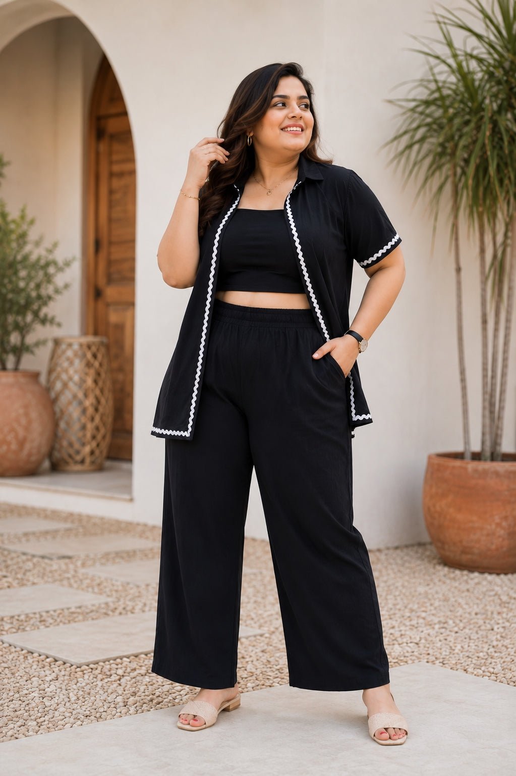 Chic Black 3-Piece Co-ord Set with Inner Crop Top & Scalloped Trim - Achyutara