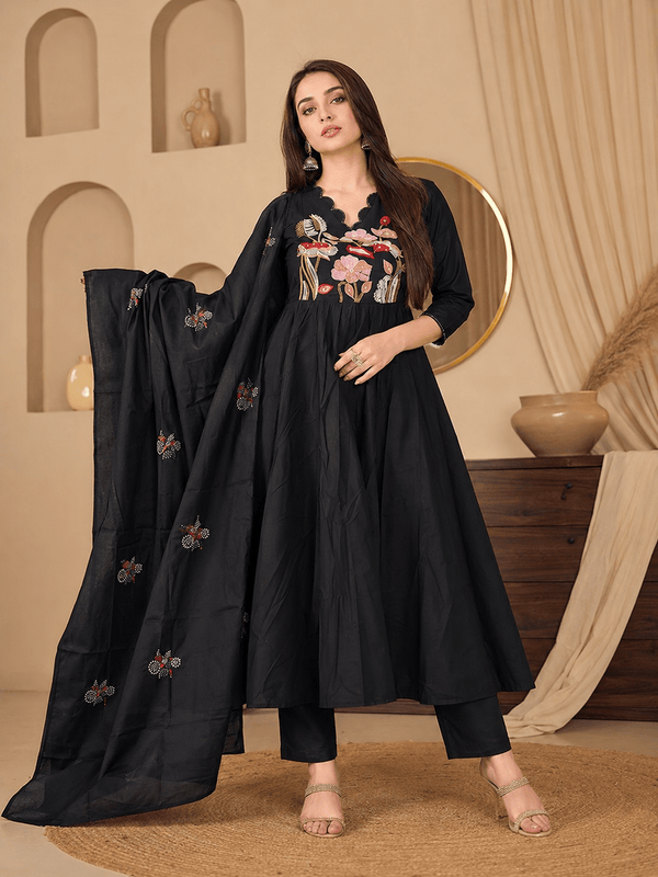 Noir Bloom Embroidered Anarkali Kurta Set - Achyutara