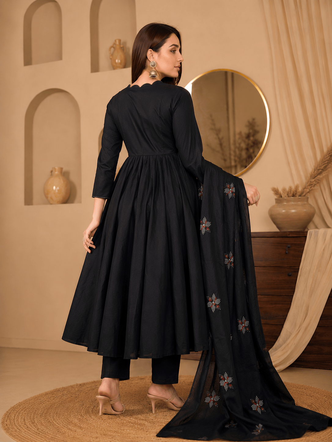 Noir Bloom Embroidered Anarkali Kurta Set - Achyutara