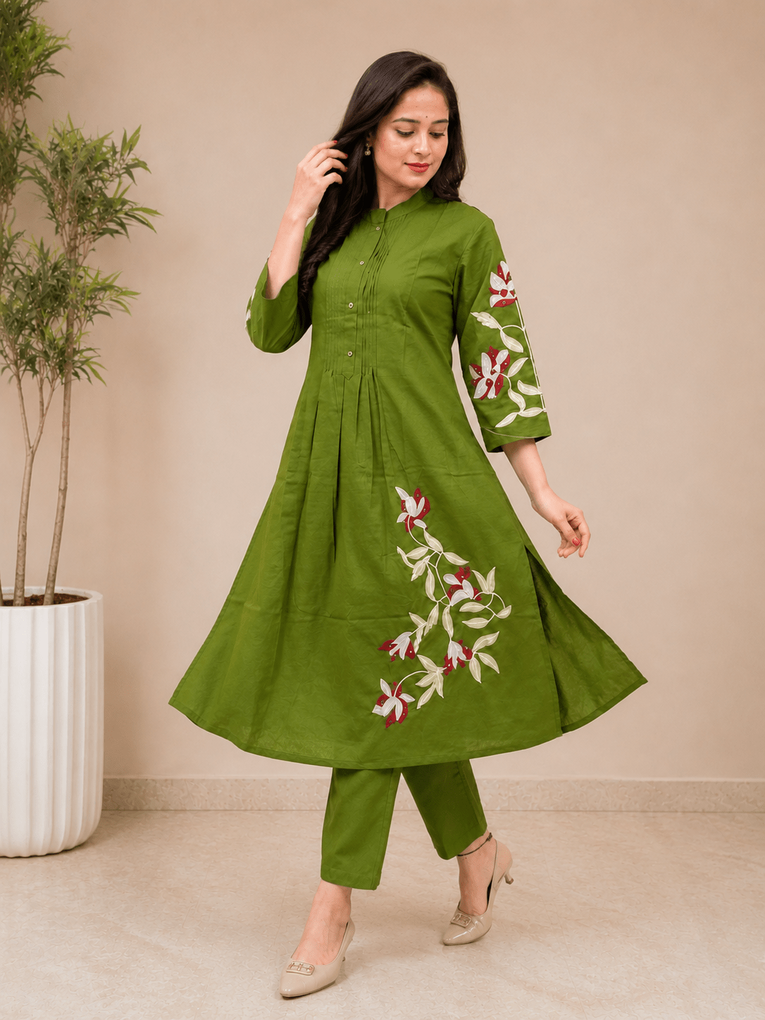 Sunshine Bloom Embroidered Kurta Set - Achyutara