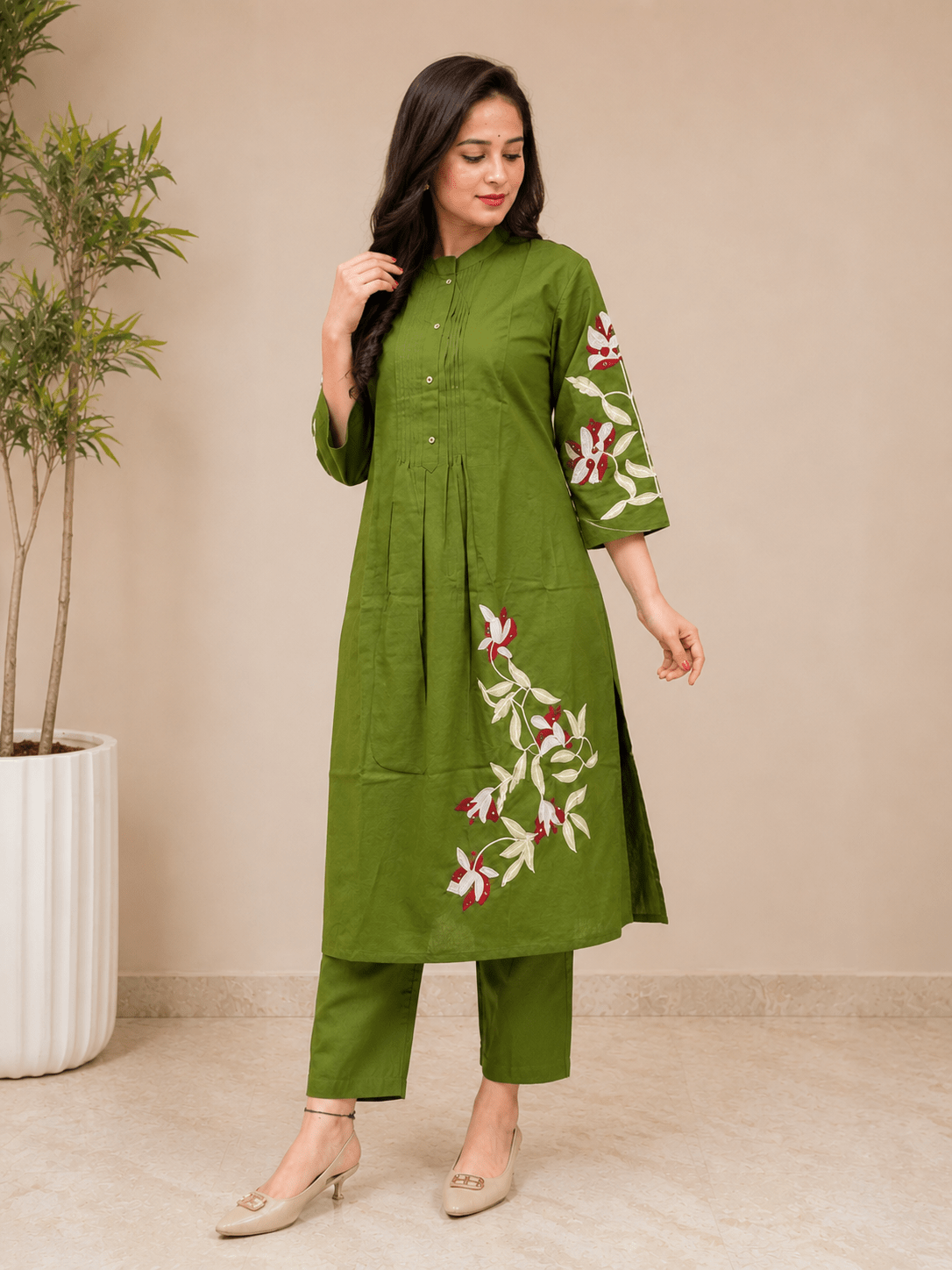 Sunshine Bloom Embroidered Kurta Set - Achyutara